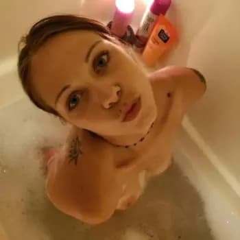 Profil de Katalyna, 21 ans, Escort à Göschenen (Uri)