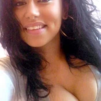 Profil de Keren, 29 ans, Escort à Gollion (Vaud)