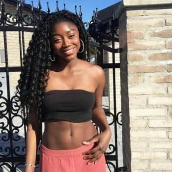 Profil de Jihane, 29 ans, Escort à Wildegg (Argovie)