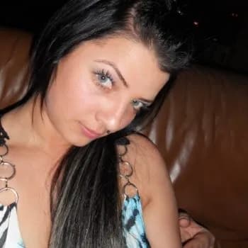 Profil de Riley, 23 ans, Escort à Agra (Tessin)