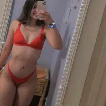 Profil de Kadiatou, 28 ans, Escort à Wilen (Sarnen) (Obwald)