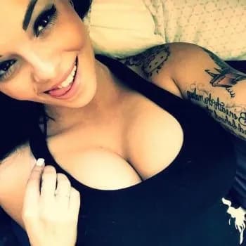 Profil de Lucia, 22 ans, Escort à Nidau (Berne)