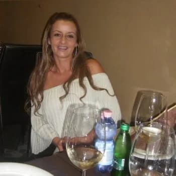 Profil de Sayana, 23 ans, Escort à Vernier (Genève)