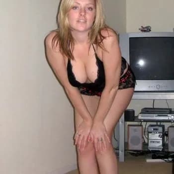 Profil de Nelly, 24 ans, Escort à Oron-le-Châtel (Vaud)