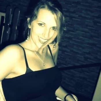 Profil de Bonnie, 35 ans, Escort à Buseno (Grisons)