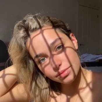 Profil de Djena, 21 ans, Escort à Urmein (Grisons)